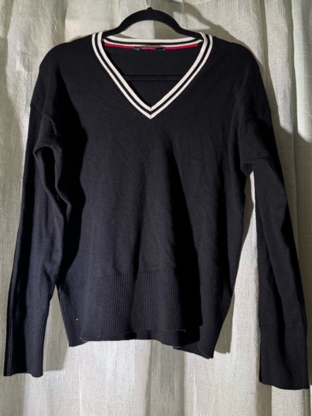Denver Hayes Black V-Neck Sweater with White Trim
